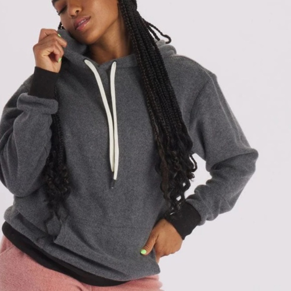 🆕 blanket blend hoodie by FEAT( matching shorts in my closet🌟🌟brand NEW🌟🌟